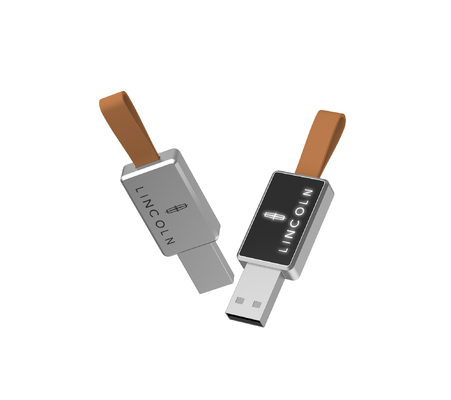 Su geçirmez derecelendirilmiş 100MBS okuma hızı olan bir USB 3.0 Flash sürücüsü