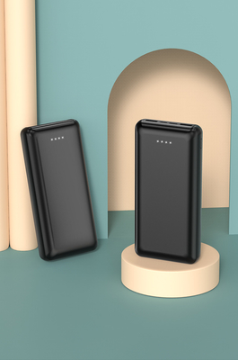 Akıllı telefonlar için Micro USB ve Tip C Giriş Portları ile taşınabilir güç bankası