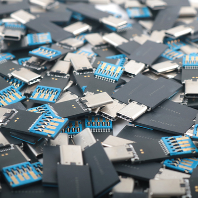 200MB/s'ye kadar aktarım hızı ile A sınıfı Tam Bellek Siyah USB Flash Çip
