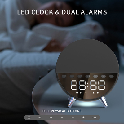 15W Hızlı Şarj Telsiz Şarj cihazı Bluetooth Hoparlörü ve Işıkla 131*75*146MM Vücut Boyutu