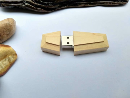 Ekolojik Arkadaşlıklı Ahşap USB Flash sürücüsü 10 20MB/S okuma hızı ile Bambu Ahşap fonksiyonu