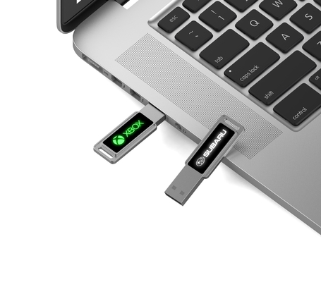 Yüksek Hızlı Flaş sürücüsü LED Işık Parlaklığıyla Kristal USB Kılavuzu