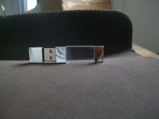 Yüzük kristal usb 2.0 ve usb 3.0 ile ışık parlak olabilir