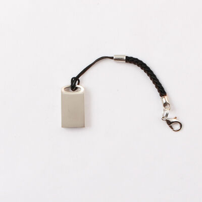 Anahtarlıklı Metal Usb Metal Usb Flash Sürücü Lazer Logo Özel Tasarımı Takip Edin
