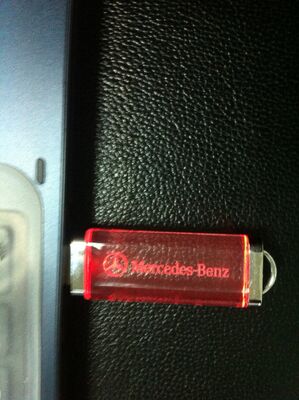 Engraving Logo On Acrylic Inside Usb Flash Drive Support Perfect Choice For Tech Conferences And Exhibitions
