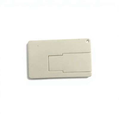 Şok geçirmez ve suya dayanıklı MINI Kredi Kartı USB çubuğu Metal Plastik Destek Veri Yükleme Kalıcı Taşınabilir USB sürücüleri Veri Yönetimi için