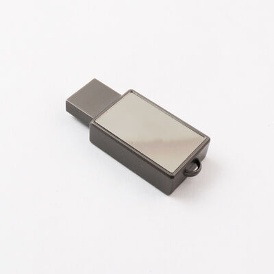 Uzun süreli veri aktarımı için yüksek kapasiteli ve su geçirmez tasarımı olan CE sertifikalı Metal USB Flash sürücüsü