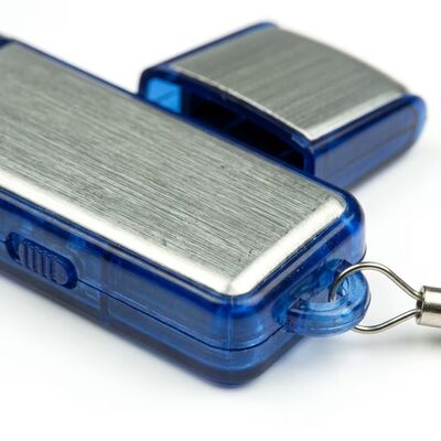 Kırmızı Plastik USB Stick ABS Plastik Tam Bellek Derecelendirilmiş Bir Flash Bellek Veri Yönetimi için Yüksek Kapasiteli USB Flash sürücüsü