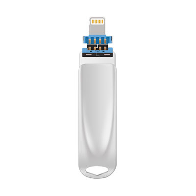 Gümüş TYPE C USB 3 USB 2.0 USB 3.0 ve TYPE C Bağlantısı ile bir