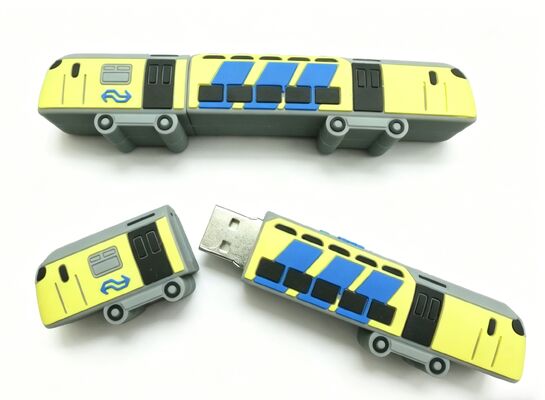 Tren Şekilli Çizgi Film Karakteri PVC Usb Flash Sürücü Metro Kalıp Usb Flash Sürücü