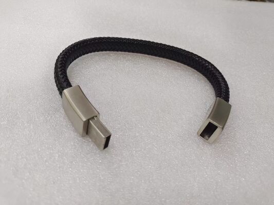 Metal Usb Flash Sürücülü Dokuma Kemer Dokuma Kemer Parçası Herhangi Bir Özelleştirilmiş Renk Yapabilir Metal Parça Lazer Veya Özel Logo Yazdırabilir