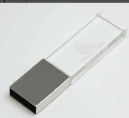Akrilik USB çubuğu, 5 Gbps'ye kadar veri aktarım hızı sunar Özel Paket, hızlı veri erişimini sağlar Akrilik parçaya oyma logosu