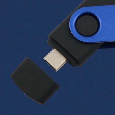 Verilerin korunmasını sağlayan parlak veya mat yüzey ve 120 derece geniş açılı lens açısıyla kaliteli bir Metal USB flash sürücüsü