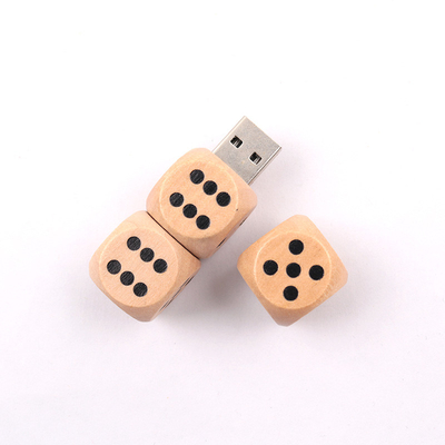 Özel Şekiller Ahşap USB Flash Sürücü 16GB 32GB 64GB 15MB/S FCC Onaylı