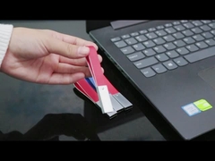 Anahtarlıklı Siyah Deri USB Flash Sürücü İyi Marka Logosu Hızlı Hızlı USB 2.0 ve 3.0